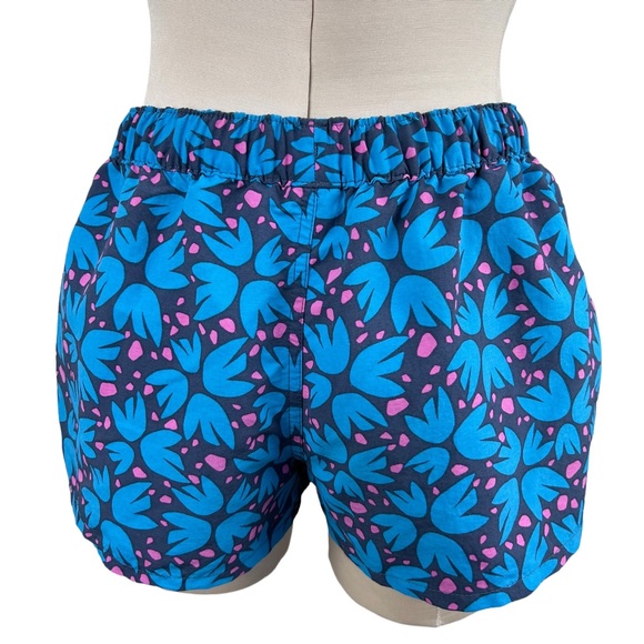 Patagonia Barely Baggies Shorts 2.5” Inseam Pollen Confetti Dolomite Blue Medium - Picture 3 of 12
